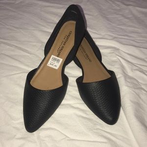 Brand new black flats